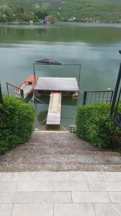Lake House Novi Pazar Esterno foto